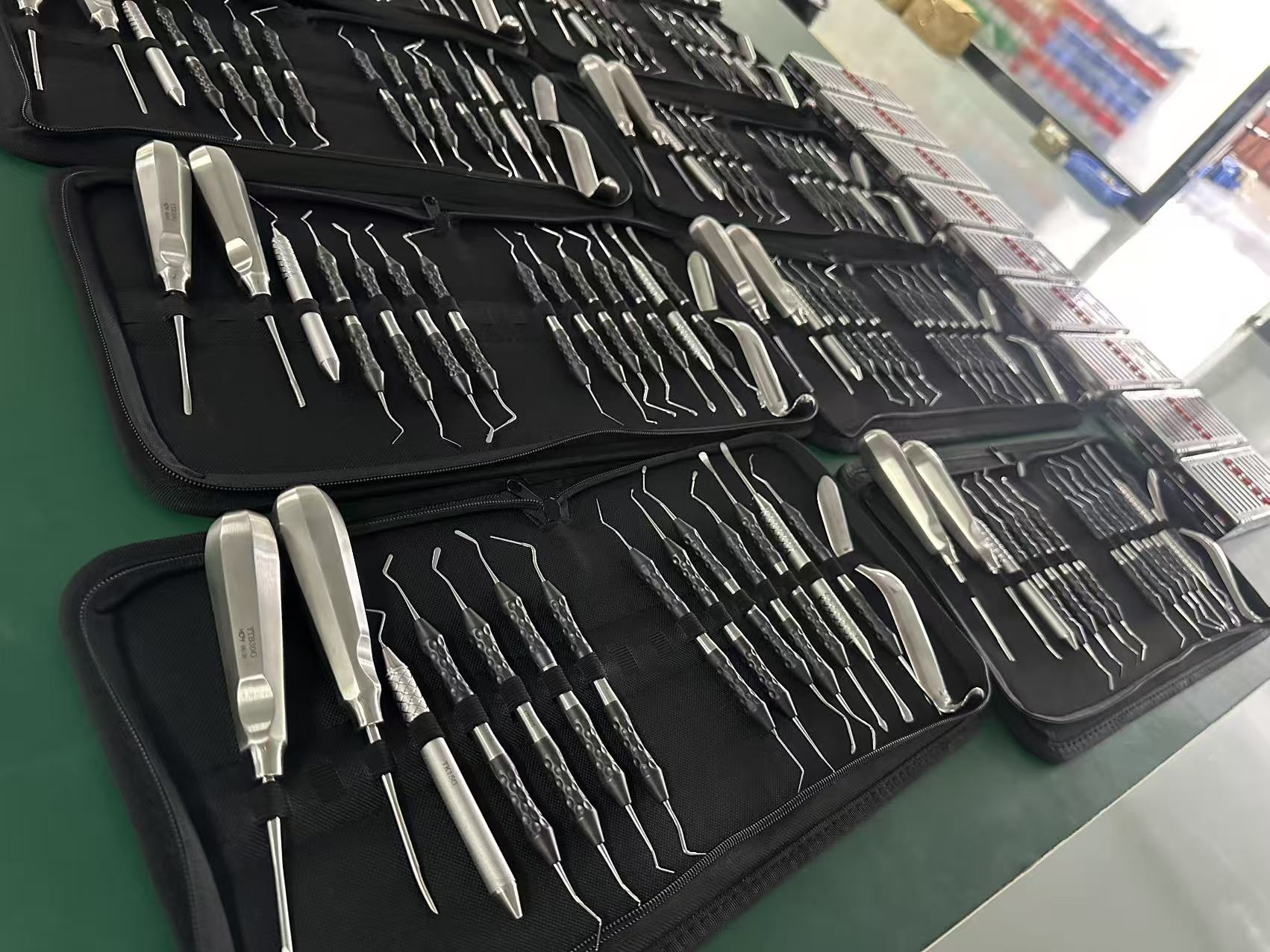 HDY dental instrument Factory38