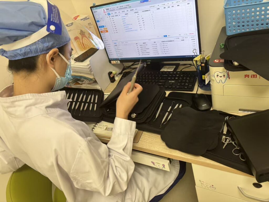 Dental instrument use at Shenzhen Futian District People's Hospital